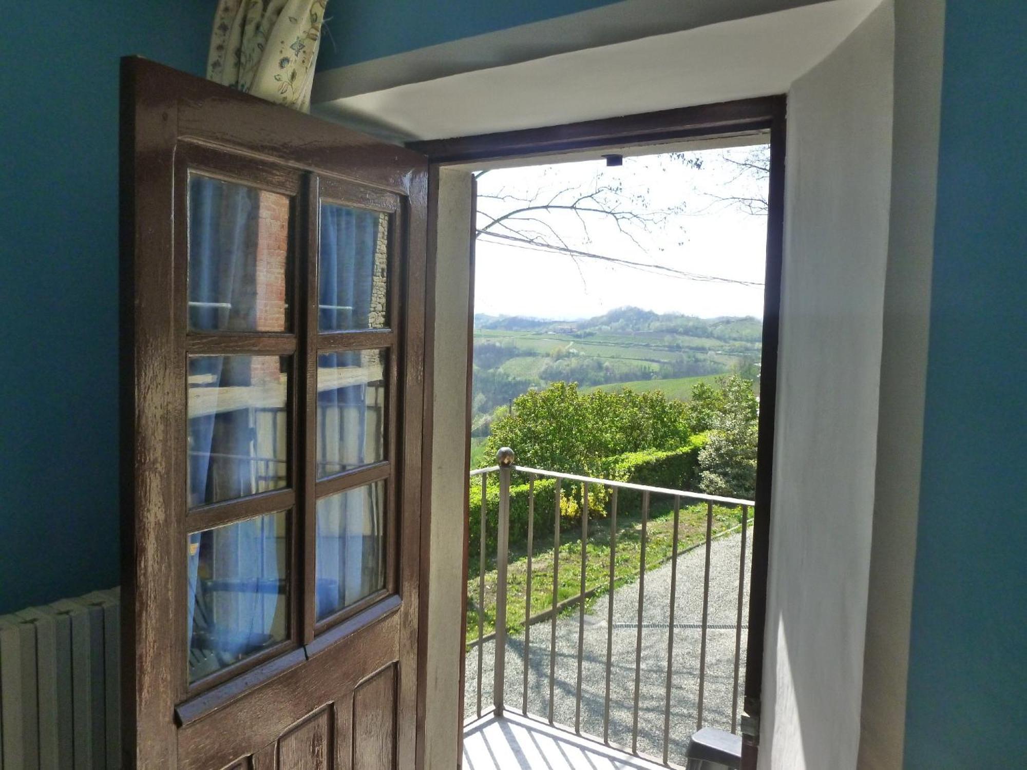 Bed And Breakfast Val D'Oche Castel Boglione Phòng bức ảnh